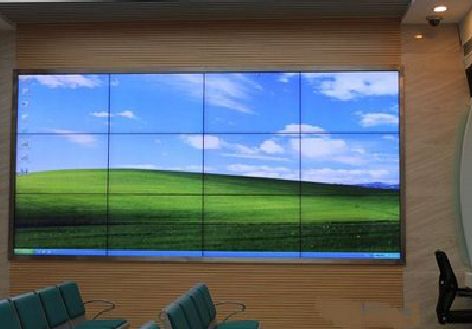 阳朔液晶拼接屏的另类用法。