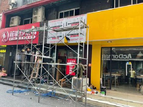 阳朔制作广告招牌如何避免它发黄？